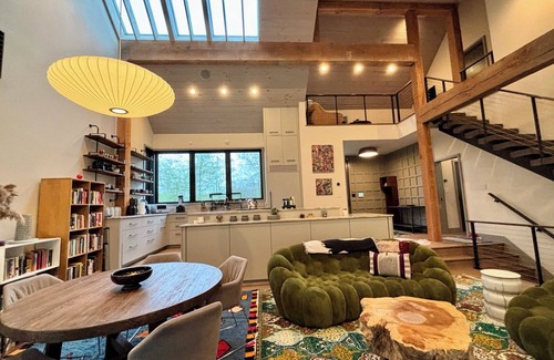 Austerlitz Maison | Modern Country Retreat with Designer Touches Near Lenox, Stockbridge, & Chatham