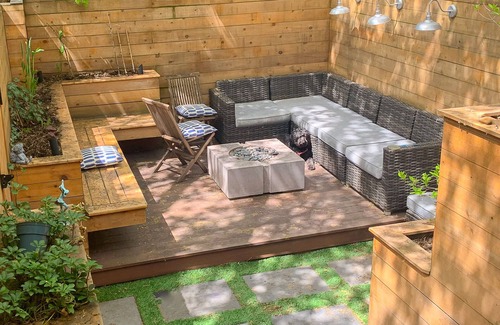 Midtown Toronto Maison | Modern, cozy downtown home with everything you need.