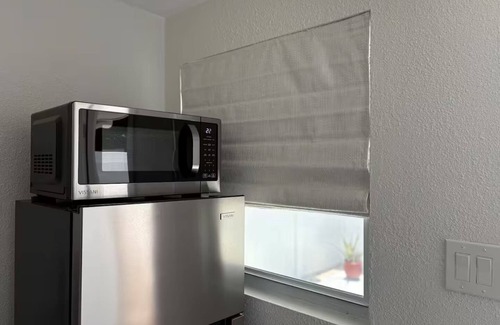 The Lakes Appartement | Modern & Cozy Guest Suite!