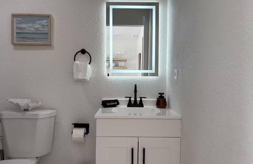 The Lakes Appartement | Modern & Cozy Guest Suite!