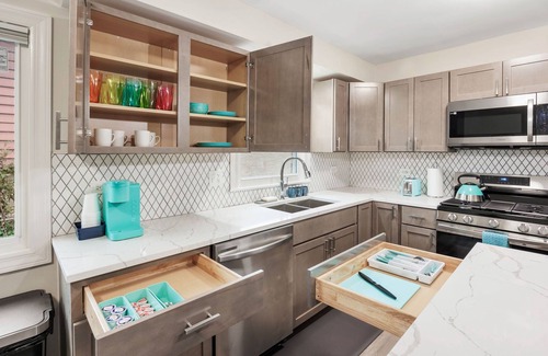 Worth Maison | Modern & Cozy house in Chicago suburb