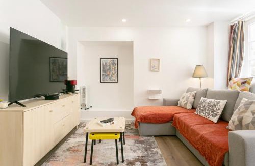Misericordia Appartement | Modern Cozy Stay in Central Lisbon