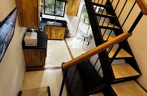 Playa Hermosa Cobano Cabine | Modern Casita in the jungle. Steps to the Beach.