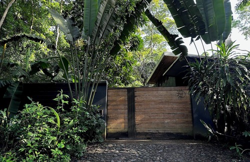 Playa Hermosa Cobano Cabine | Modern Casita in the jungle. Steps to the Beach.