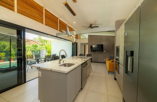 Buenos Aires Maison | Modern 2 Bedroom + Casa Sewo 2Bedroom Combination unit