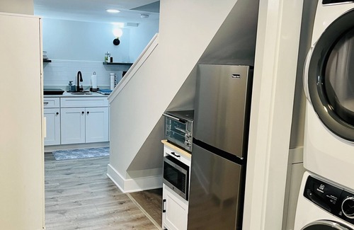 Washington Maison | Modern DC Retreat Near waterfront w/ Free Parking