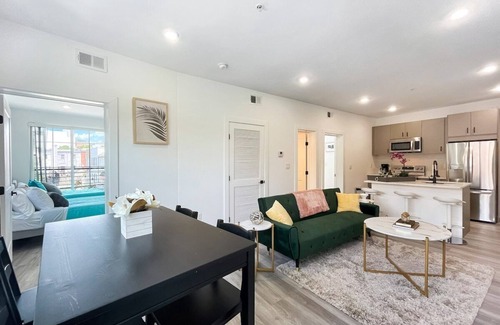Kingman Park Lit Et Petit-Déjeuner | Modern DC Unit | City Skyline View | Prime Location
