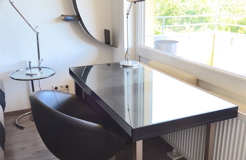 Kranichstein Appartement | Studio design moderne avec une vue magnifique et d'excellentes liaisons de transport