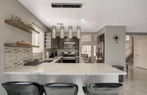 Summerlin Maison | Modern Dream Home 3BR/2.5BA + pool/bbq (50% off)