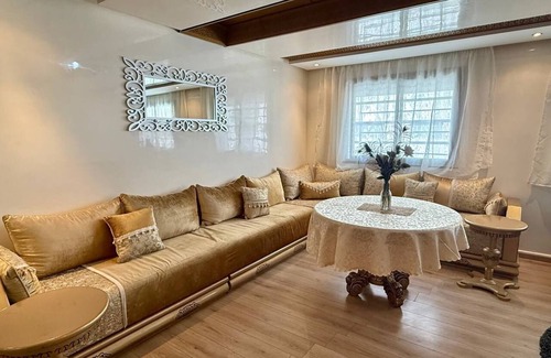 Quartier Maamora Appartement | Modern Duplex Downtown With Netflix & IPTV