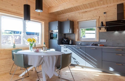 Diemelsee Maison | Modern en Rustig Gelegen met Overdekt Terras, Dichtbij de Diemelsee