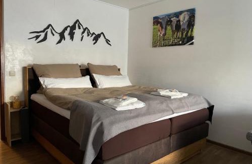 Bad Toelz Appartement | Modern eingerichtete Ferienwohnung Traumtagerl ruhig, zentral, ideal für Familien & Paare