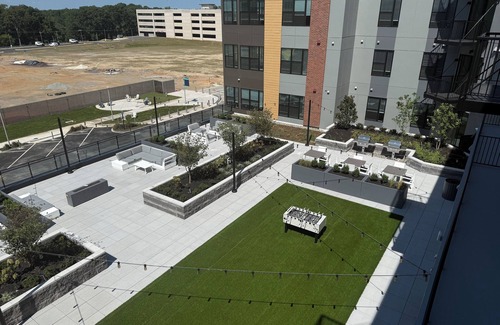 North Chesterfield Appartement | Modern Escape w/Pool & SkyLounge/New Build,Upscale Vibe