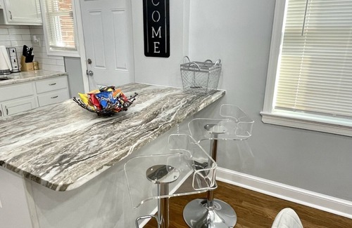 Fairlawn Maison | ✨Modern Estate✨ DC Row House 3Brd