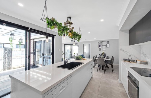 Newport Appartement | "Modern Family Buccaneer" - Newport Q 4020