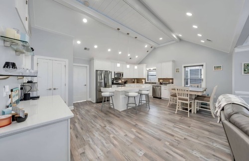 Wildwood Crest Maison | Modern family home in the Crest.
