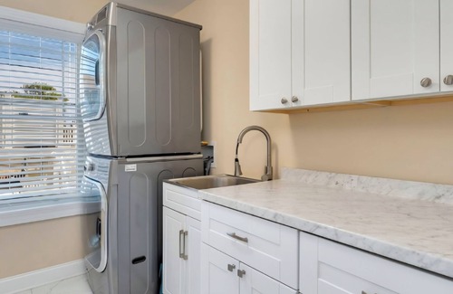 Wildwood Crest Maison | Modern family home in the Crest.