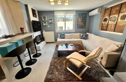 Volos City Centre Appartement | Modern Family Retreat