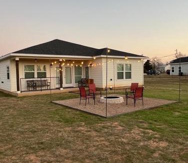 Paige Maison | Modern Farmhouse in McDade