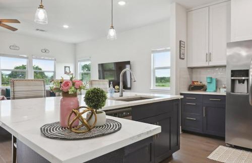 Paige Maison | Modern Farmhouse in McDade