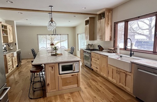 Ontario City Maison | Modern Farmhouse, Pool House, Pool, Hot Tub, Pickleball, Sports Barn