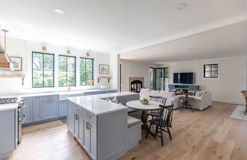Spring Lake Maison | Modern Farmhouse with Pool - Private Location - 4 Blocks From the Beach
