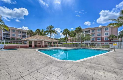 Majestic Palms Appartement | Modern Fort Myers Condo Rental about 5 Mi to Beach!