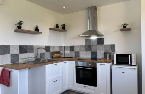 Marcillat-en-Combraille Cottage | Modern chalet in Marcillat-en-Combraille, nature and comfort for 4 people