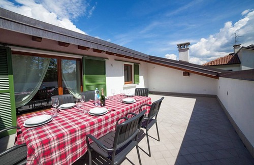 Verbania Appartement | Appartement moderne de 2 pièces avec grand balcon et belle vue sur le lac