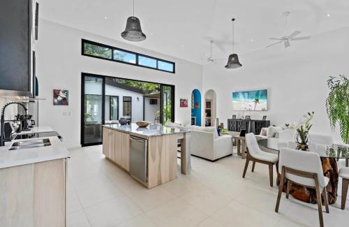 Potrero Maison | Modern Garden Villa with Private Pool, Outdoor Kitchen & Separate Casita Near Playa Potrero