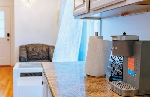 Cash Corner Maison | Modern Getaway by the Sea