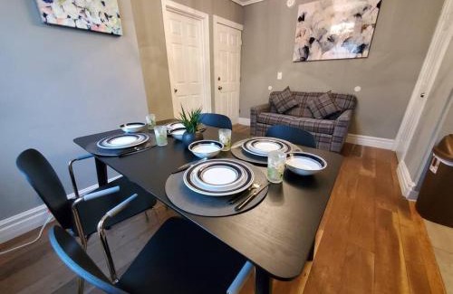 Niagara Falls Appartement | Modern Getaway, Single Bedroom Full Apartment