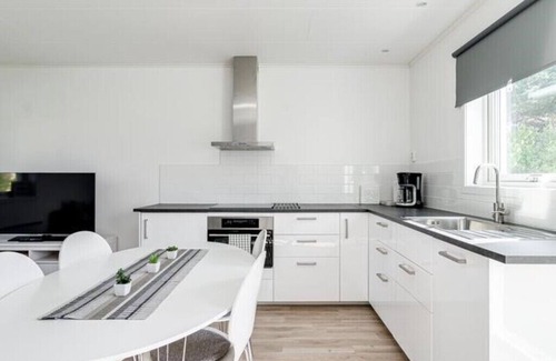 Centrum-Sandbacka Maison | Modern Great Stay Guest House - Studio (two beds)