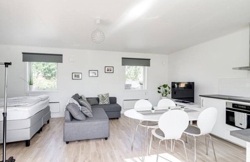 Centrum-Sandbacka Maison | Modern Great Stay Guest House - Studio (two beds)