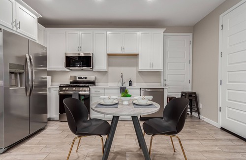 Maricopa Maison | Modern Guest Suite Retreat in Maricopa
