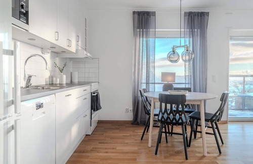Pitea Appartement | Modern Harbor View Apt in Piteå