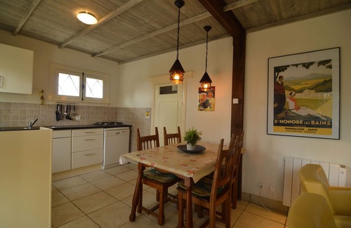 Saint-Honore-les-Bains Maison | Maison de vacances moderne avec jardin