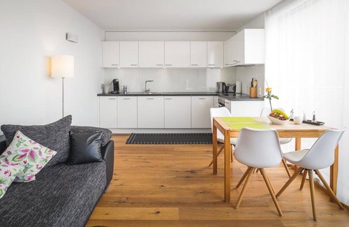 Hoerbranz Appartement | Appartement de vacances moderne "Dreiländereck 1" avec terrasse privée et Wi-Fi