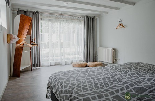 Municipality of Valkenswaard Maison | Villa spacieuse près de la forêt à Leende