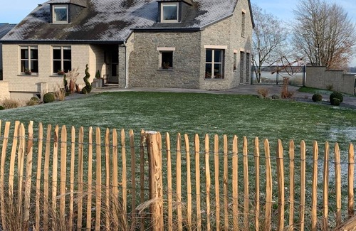 Bertrix Maison | Modern holiday home in Bertrix with garden