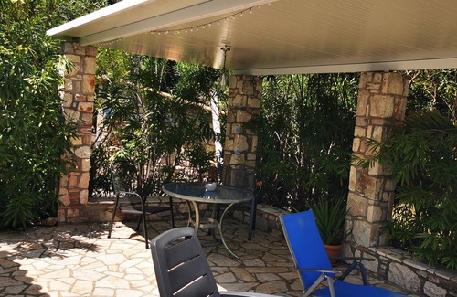 Aipeia Maison | Maison de vacances moderne, très calme, entourée d'oliveraies sur une colline