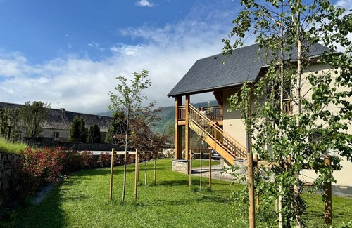 Peyragudes Maison | Maison d’exception 8 pers avec WiFi, garage sécurisé et linge inclus près de Loudenvielle