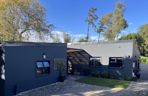George Maison | Modern home in tranquil nature
