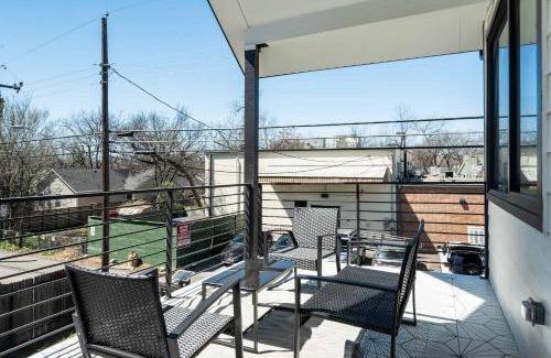 North Loop Maison | Modern Home Near the University of Texas
