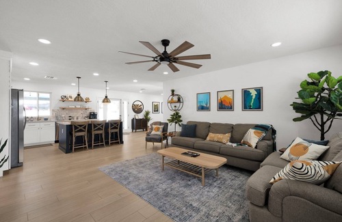 Tempe Gardens Maison | Modern Home w/ Pool Near ASU & Scottsdale | Family Friendly