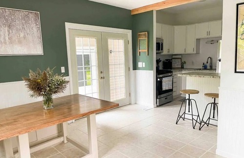 Chaumont Maison | Modern Home Walking Distance to Boat Launch!