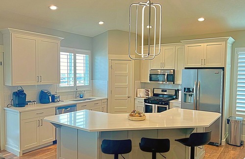 Bluffdale Maison | Modern Home with Beautiful Views!