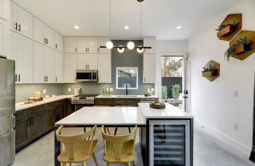 East MLK Maison | Modern Home with Hot Tub | Near Downtown