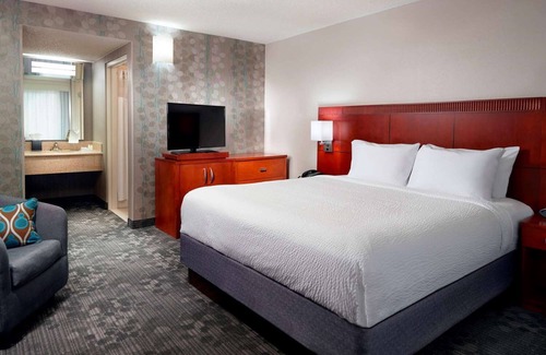 Home Park Hôtel | Modern Hotel Stay | Pool, Gym & Free WiFi in Midtown Atlanta