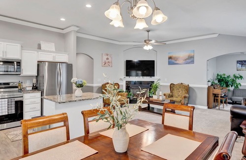 Boiling Springs Maison | Modern house in brand new neighborhood.